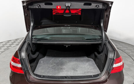 Mercedes-Benz E-Класс, 2012 год, 1 500 000 рублей, 13 фотография