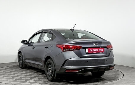 Hyundai Solaris II рестайлинг, 2021 год, 1 690 000 рублей, 7 фотография