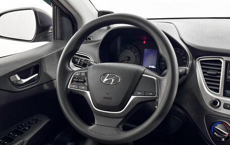 Hyundai Solaris II рестайлинг, 2021 год, 1 690 000 рублей, 15 фотография