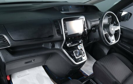 Nissan Serena IV, 2019 год, 2 729 000 рублей, 16 фотография
