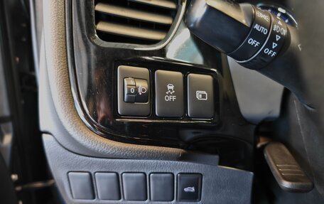 Mitsubishi Outlander III рестайлинг 3, 2019 год, 1 845 000 рублей, 5 фотография