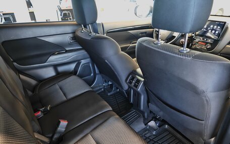 Mitsubishi Outlander III рестайлинг 3, 2019 год, 1 845 000 рублей, 8 фотография