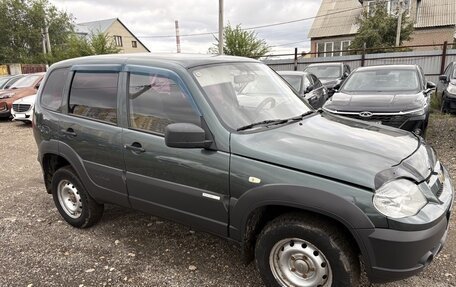 Chevrolet Niva I рестайлинг, 2013 год, 425 000 рублей, 2 фотография