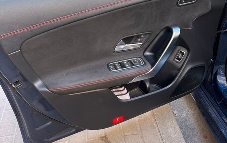 Mercedes-Benz CLA, 2019 год, 3 300 000 рублей, 8 фотография