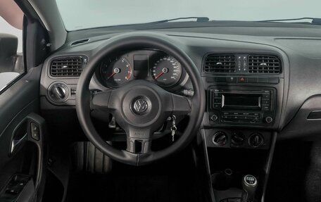 Volkswagen Polo VI (EU Market), 2010 год, 489 000 рублей, 13 фотография