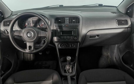 Volkswagen Polo VI (EU Market), 2010 год, 489 000 рублей, 14 фотография