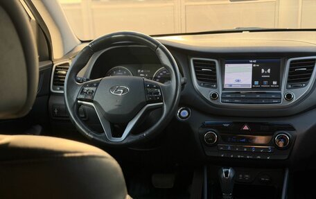 Hyundai Tucson III, 2018 год, 2 130 000 рублей, 13 фотография