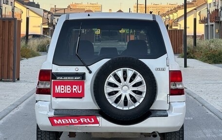 Mitsubishi Pajero iO, 2001 год, 220 000 рублей, 4 фотография