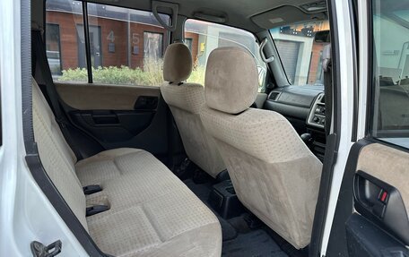 Mitsubishi Pajero iO, 2001 год, 220 000 рублей, 18 фотография