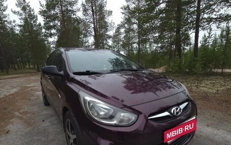 Hyundai Solaris II рестайлинг, 2011 год, 710 000 рублей, 4 фотография