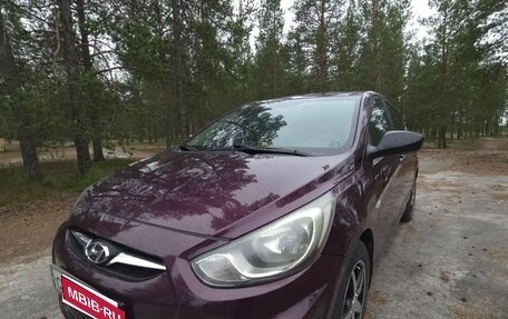 Hyundai Solaris II рестайлинг, 2011 год, 710 000 рублей, 3 фотография