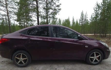 Hyundai Solaris II рестайлинг, 2011 год, 710 000 рублей, 6 фотография
