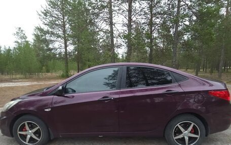 Hyundai Solaris II рестайлинг, 2011 год, 710 000 рублей, 11 фотография