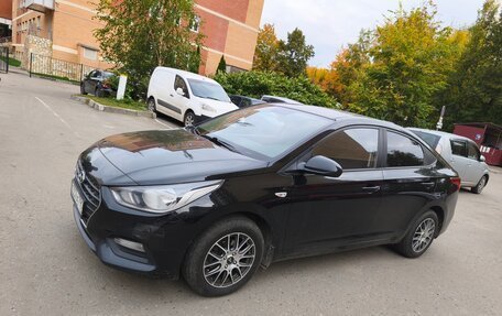 Hyundai Solaris II рестайлинг, 2018 год, 1 350 000 рублей, 2 фотография