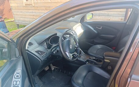 Hyundai ix35 I рестайлинг, 2010 год, 1 200 000 рублей, 5 фотография