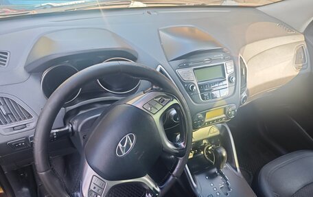 Hyundai ix35 I рестайлинг, 2010 год, 1 200 000 рублей, 6 фотография