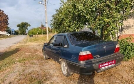 Daewoo Nexia I рестайлинг, 2001 год, 90 000 рублей, 4 фотография