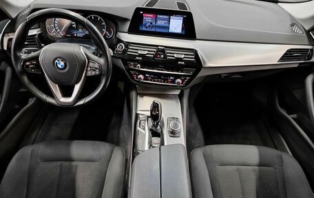 BMW 5 серия, 2019 год, 3 599 000 рублей, 10 фотография