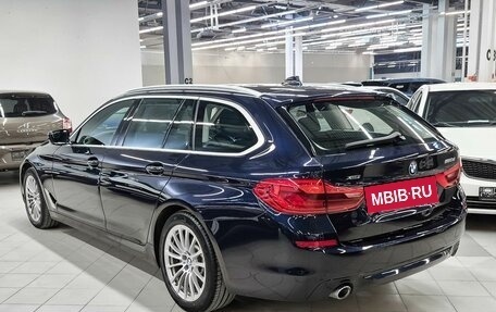 BMW 5 серия, 2019 год, 3 599 000 рублей, 4 фотография