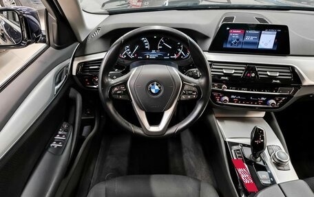BMW 5 серия, 2019 год, 3 599 000 рублей, 11 фотография