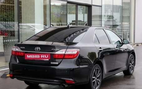 Toyota Camry, 2017 год, 2 398 000 рублей, 5 фотография