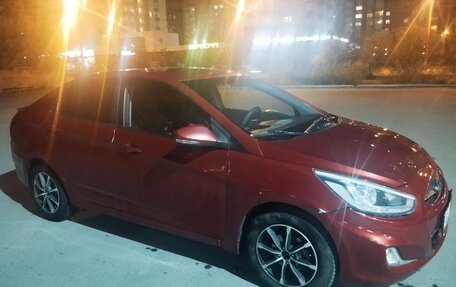 Hyundai Solaris II рестайлинг, 2013 год, 460 000 рублей, 1 фотография