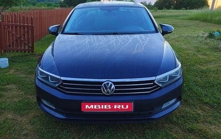 Volkswagen Passat B8 рестайлинг, 2016 год, 1 250 000 рублей, 2 фотография