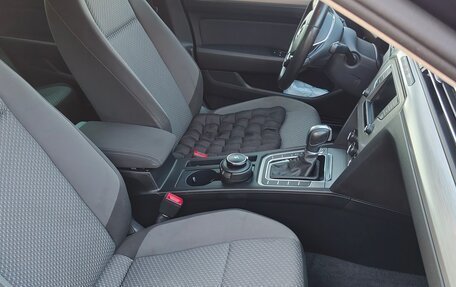 Volkswagen Passat B8 рестайлинг, 2016 год, 1 250 000 рублей, 10 фотография