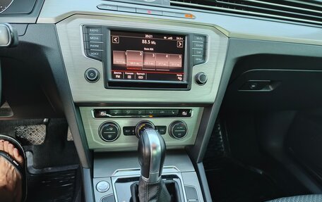 Volkswagen Passat B8 рестайлинг, 2016 год, 1 250 000 рублей, 9 фотография