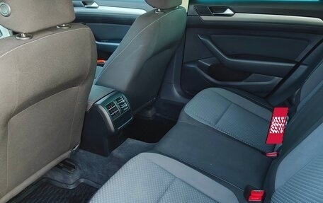 Volkswagen Passat B8 рестайлинг, 2016 год, 1 250 000 рублей, 15 фотография
