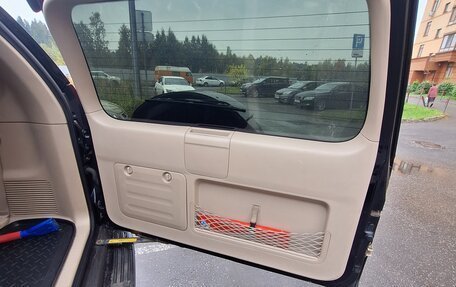 Toyota Land Cruiser Prado 120 рестайлинг, 2004 год, 1 280 000 рублей, 19 фотография