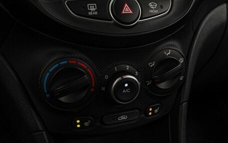 Hyundai Solaris II рестайлинг, 2014 год, 1 419 000 рублей, 13 фотография