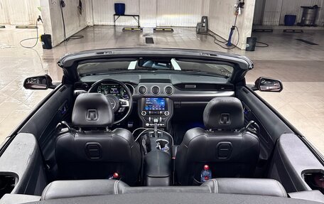 Ford Mustang VI рестайлинг, 2018 год, 2 650 000 рублей, 12 фотография