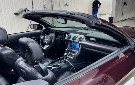 Ford Mustang VI рестайлинг, 2018 год, 2 650 000 рублей, 13 фотография
