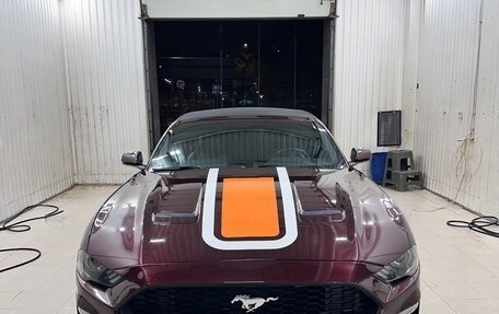 Ford Mustang VI рестайлинг, 2018 год, 2 650 000 рублей, 2 фотография
