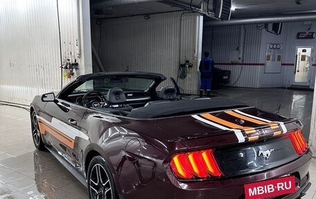 Ford Mustang VI рестайлинг, 2018 год, 2 650 000 рублей, 16 фотография