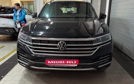 Volkswagen Touareg III, 2021 год, 1 550 000 рублей, 6 фотография