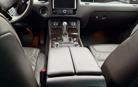 Volkswagen Touareg III, 2013 год, 2 000 000 рублей, 10 фотография