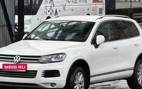 Volkswagen Touareg III, 2013 год, 2 000 000 рублей, 2 фотография