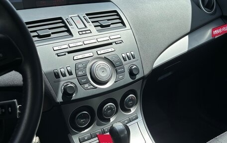 Mazda 3, 2011 год, 750 000 рублей, 2 фотография