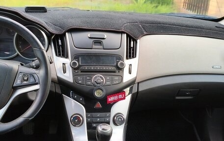 Chevrolet Cruze II, 2014 год, 790 000 рублей, 8 фотография