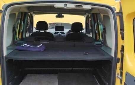 Renault Kangoo II рестайлинг, 2020 год, 1 360 000 рублей, 13 фотография