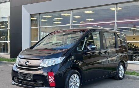 Honda Stepwgn IV, 2016 год, 1 570 000 рублей, 3 фотография