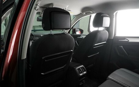Volkswagen Tiguan II, 2020 год, 3 159 000 рублей, 11 фотография