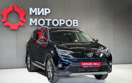 Toyota RAV4, 2018 год, 2 770 000 рублей, 3 фотография