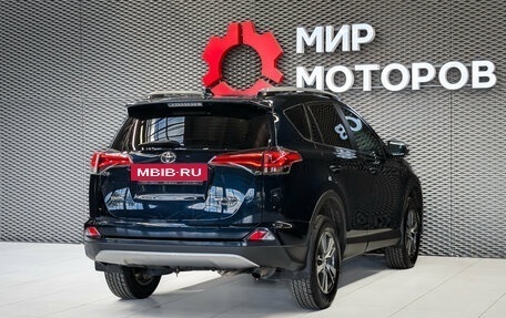 Toyota RAV4, 2018 год, 2 770 000 рублей, 4 фотография