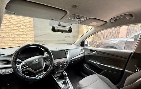 Hyundai Solaris II рестайлинг, 2018 год, 1 097 000 рублей, 8 фотография