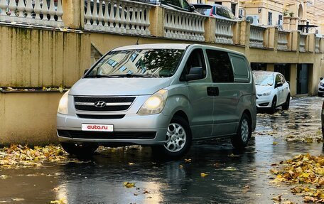 Hyundai Grand Starex Grand Starex I рестайлинг 2, 2008 год, 780 000 рублей, 9 фотография