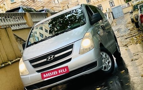 Hyundai Grand Starex Grand Starex I рестайлинг 2, 2008 год, 780 000 рублей, 13 фотография