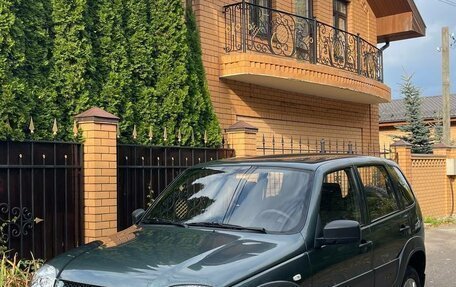 Chevrolet Niva I рестайлинг, 2014 год, 650 000 рублей, 3 фотография